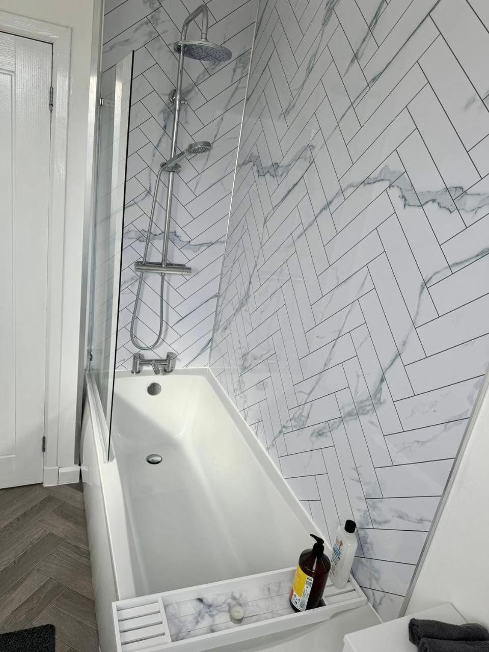 Clydebank Brand New 3Bdr Home, Glasgow Luaran gambar